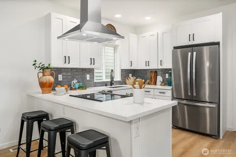 $1,045,000 | 20011 131st Place Northeast, Woodinville, WA 98072