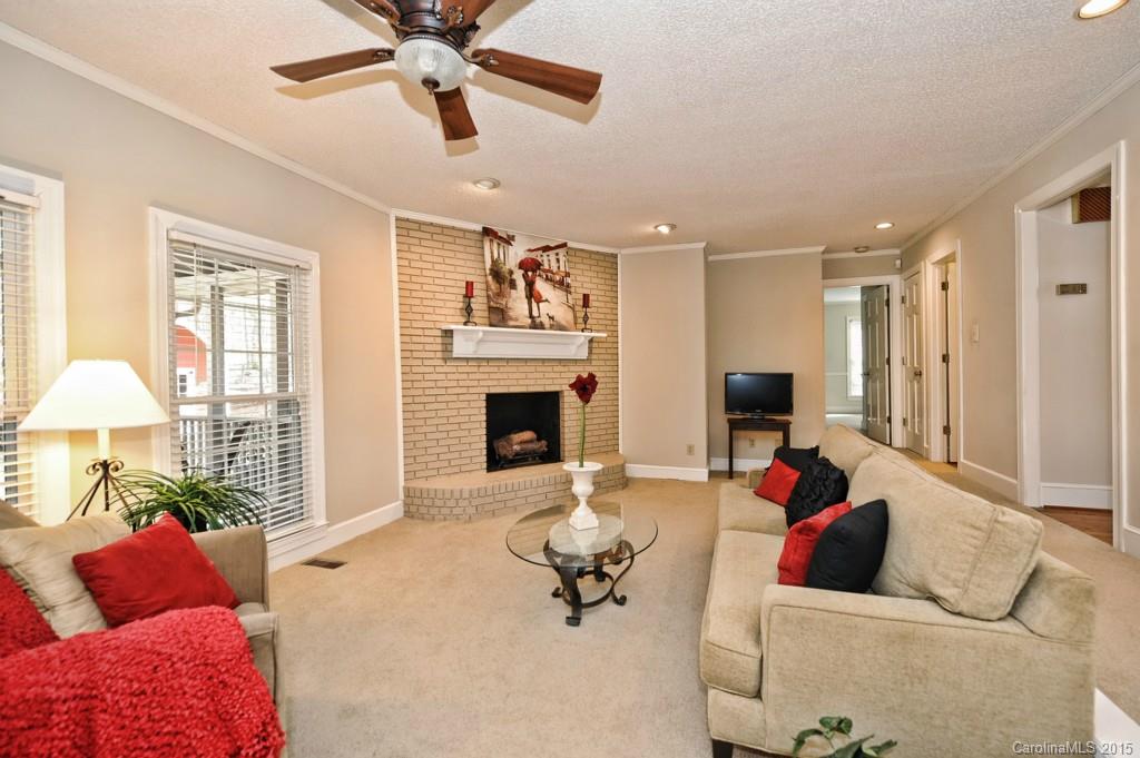 7106 Forest Ridge Road Matthews, NC 28104 - Photo 5 of 23 Gallery Image 5