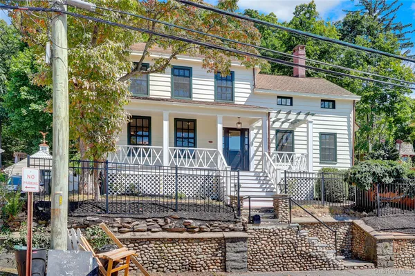 $5,500 | 324 Woodbine Avenue, Northport, NY 11768
