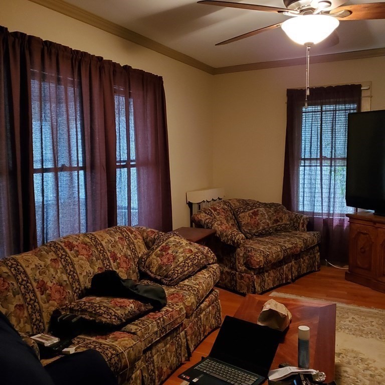 58 Fountain Street Springfield, MA 01108 - Photo 4 of 11