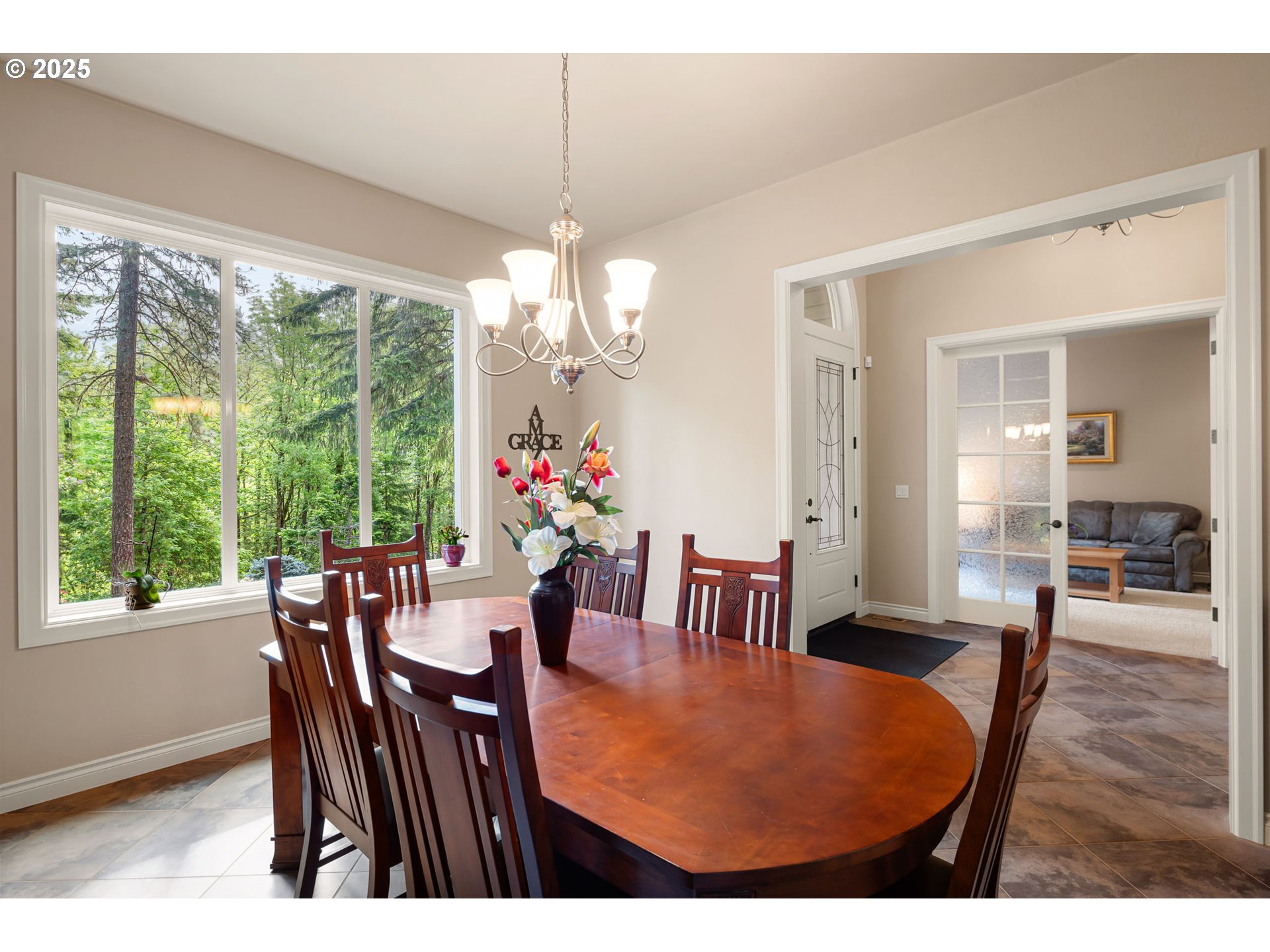 28163 Skyridge Drive Eugene, OR 97405 - Photo 13 of 48