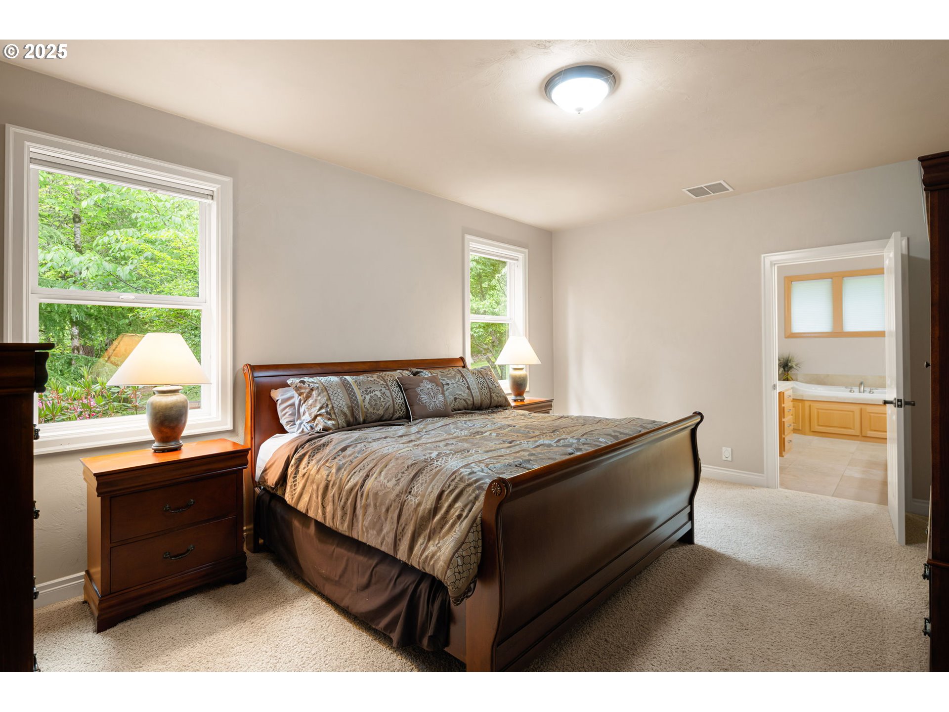 28163 Skyridge Drive Eugene, OR 97405 - Photo 28 of 48