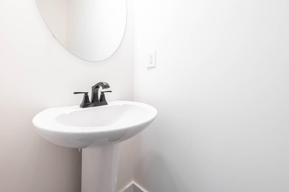 219 Banksia Road Aiken, SC 29803 - Photo 17 of 20 Half Bath!