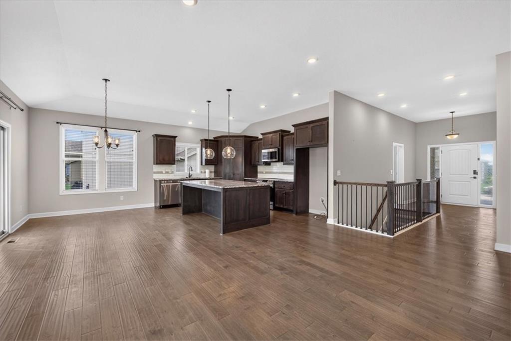 1829 Northeast Riley Drive Lee's Summit, MO 64086 - Photo 7 of 40