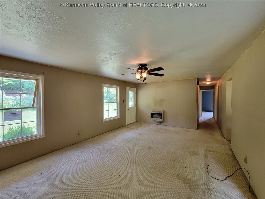 208 Sycamore Road Griffithsville, WV 25521 - Photo 3 of 21 Gallery Image 3