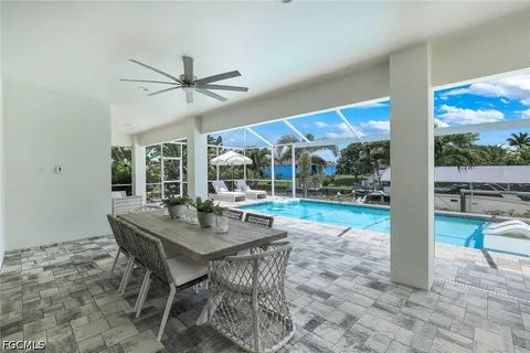 $1,090,000 | 1319 Southeast 38th Street, Cape Coral, FL 33904