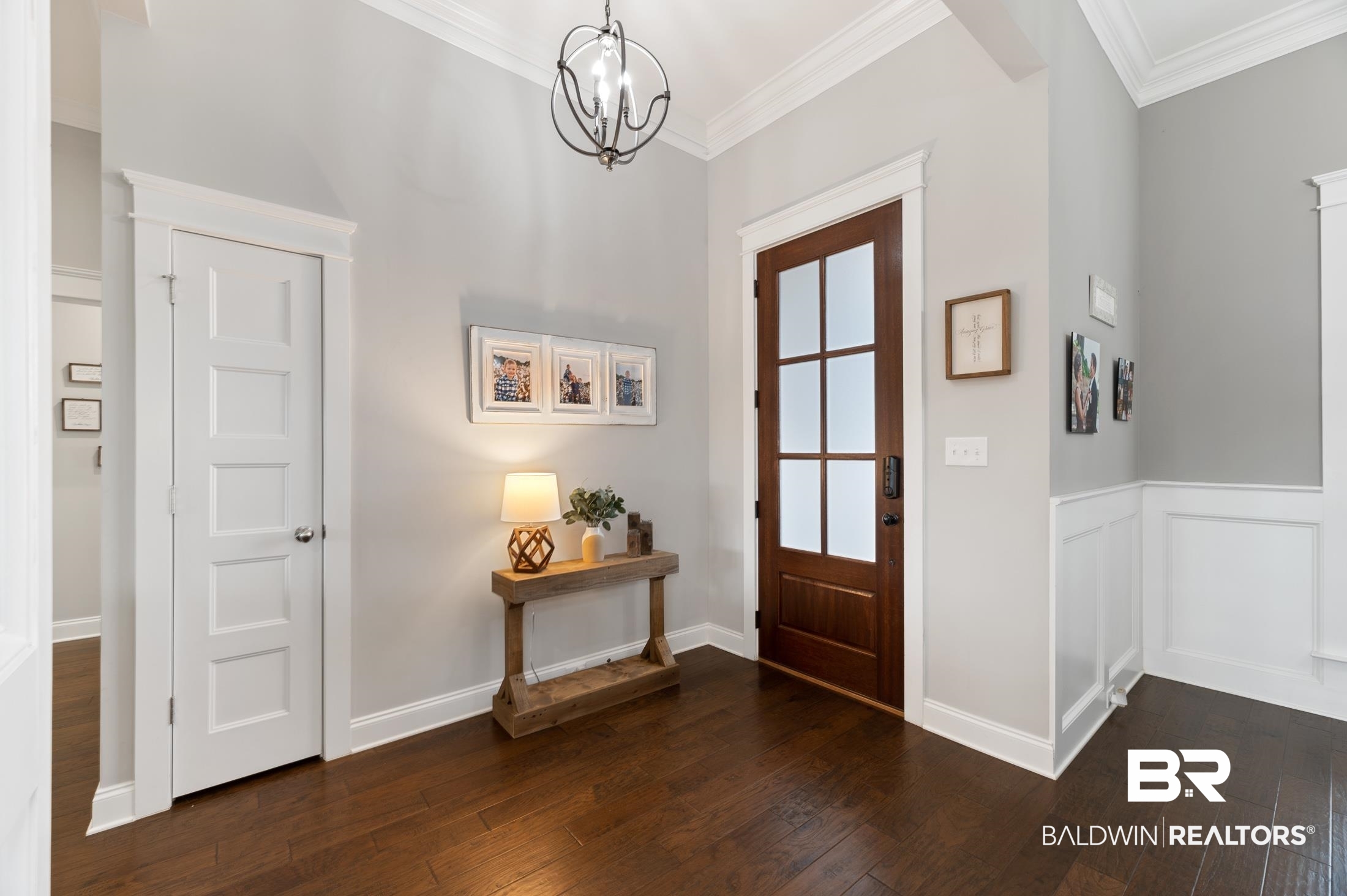 217 Garrison Boulevard Fairhope, AL 36532 - Photo 4 of 41 Foyer