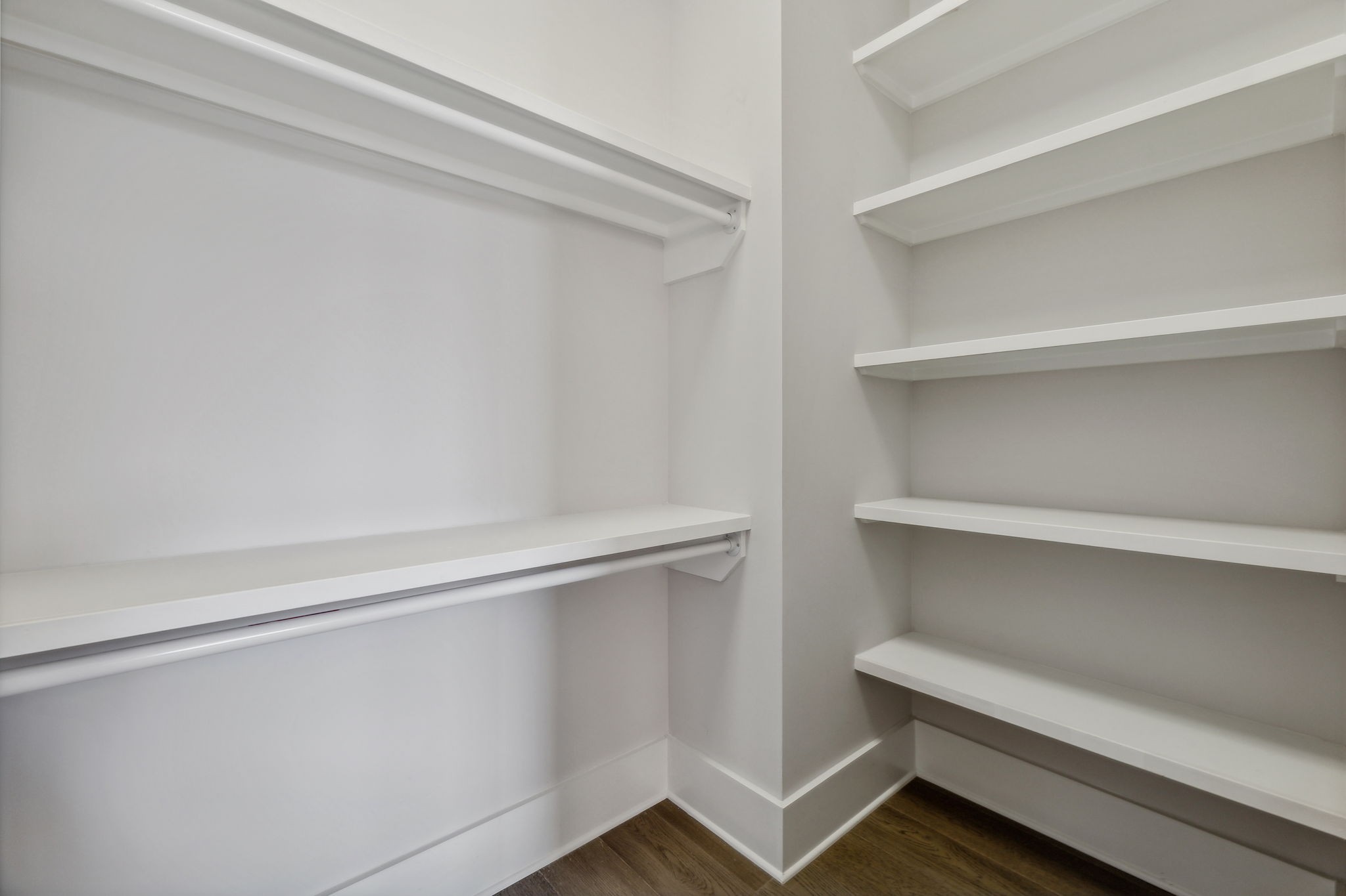 20 Rutledge Street, Unit 605 Nashville, TN 37210 - Photo 26 of 63 Walk-in closet even in the guest bedroom.