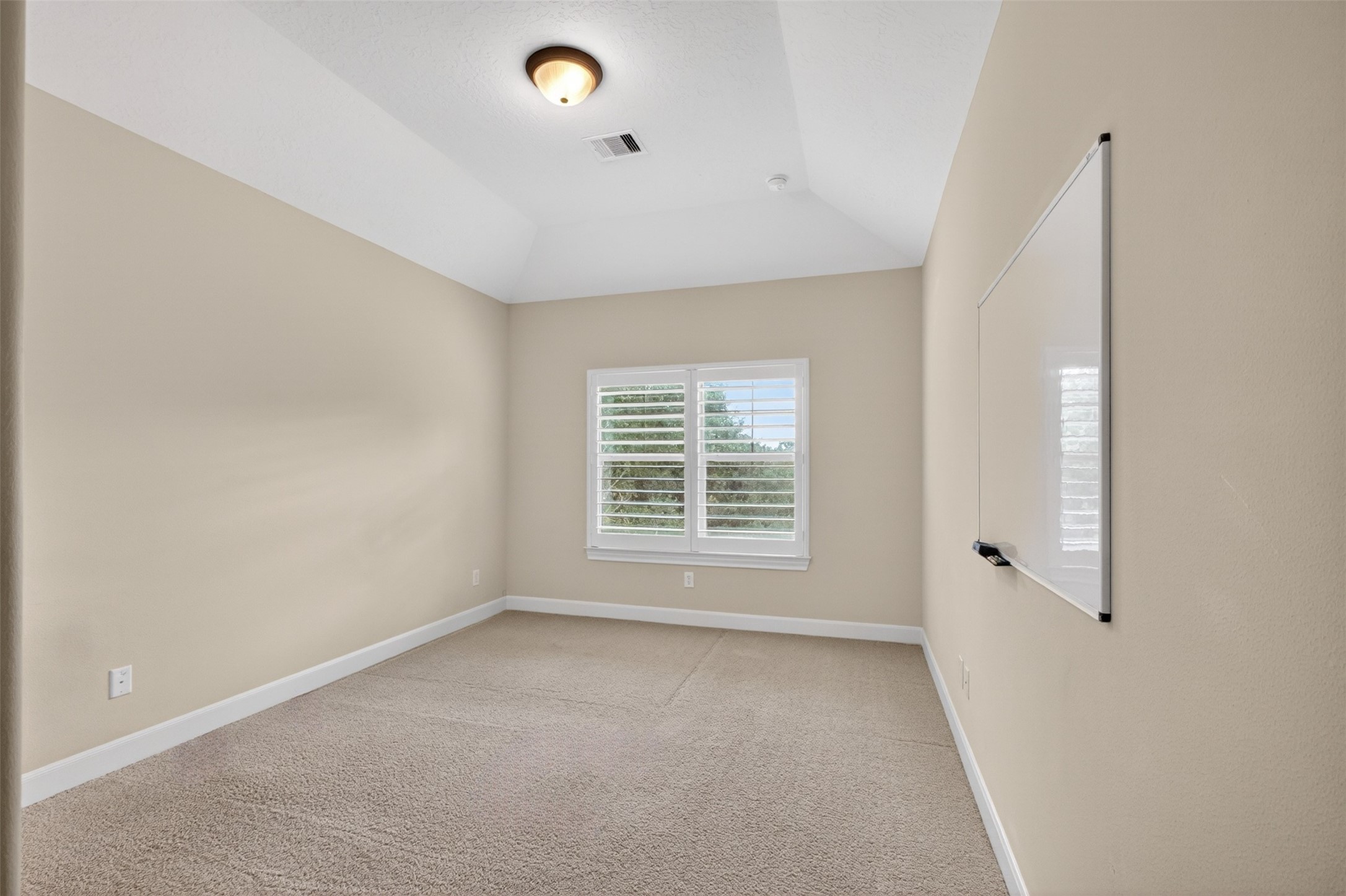 7303 Starry Night Katy, TX 77494 - Photo 26 of 42 So much space in all the secondary bedrooms!