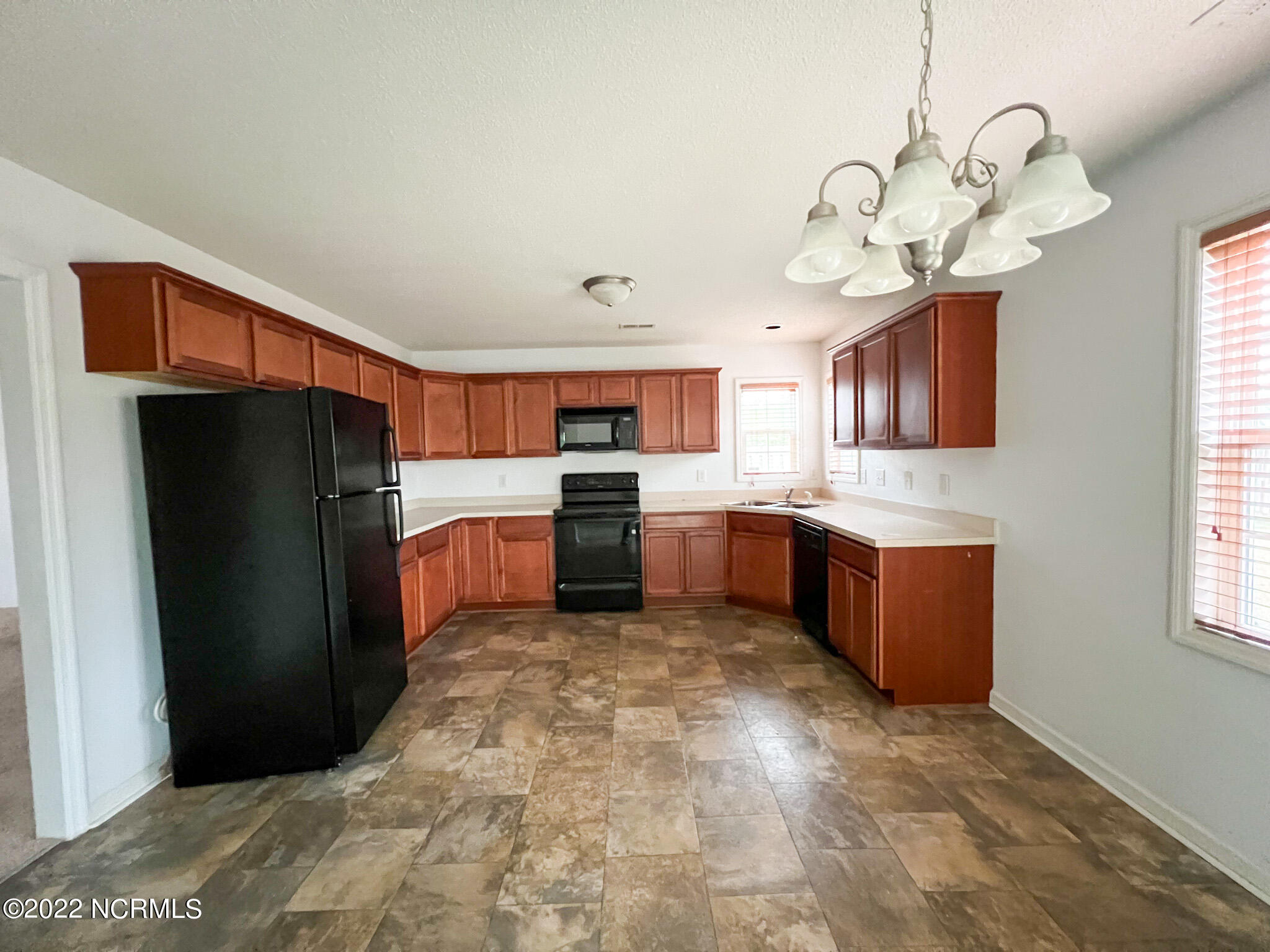 242 Smallwood Road Hubert, NC 28539 - Photo 2 of 12 IMG_2187