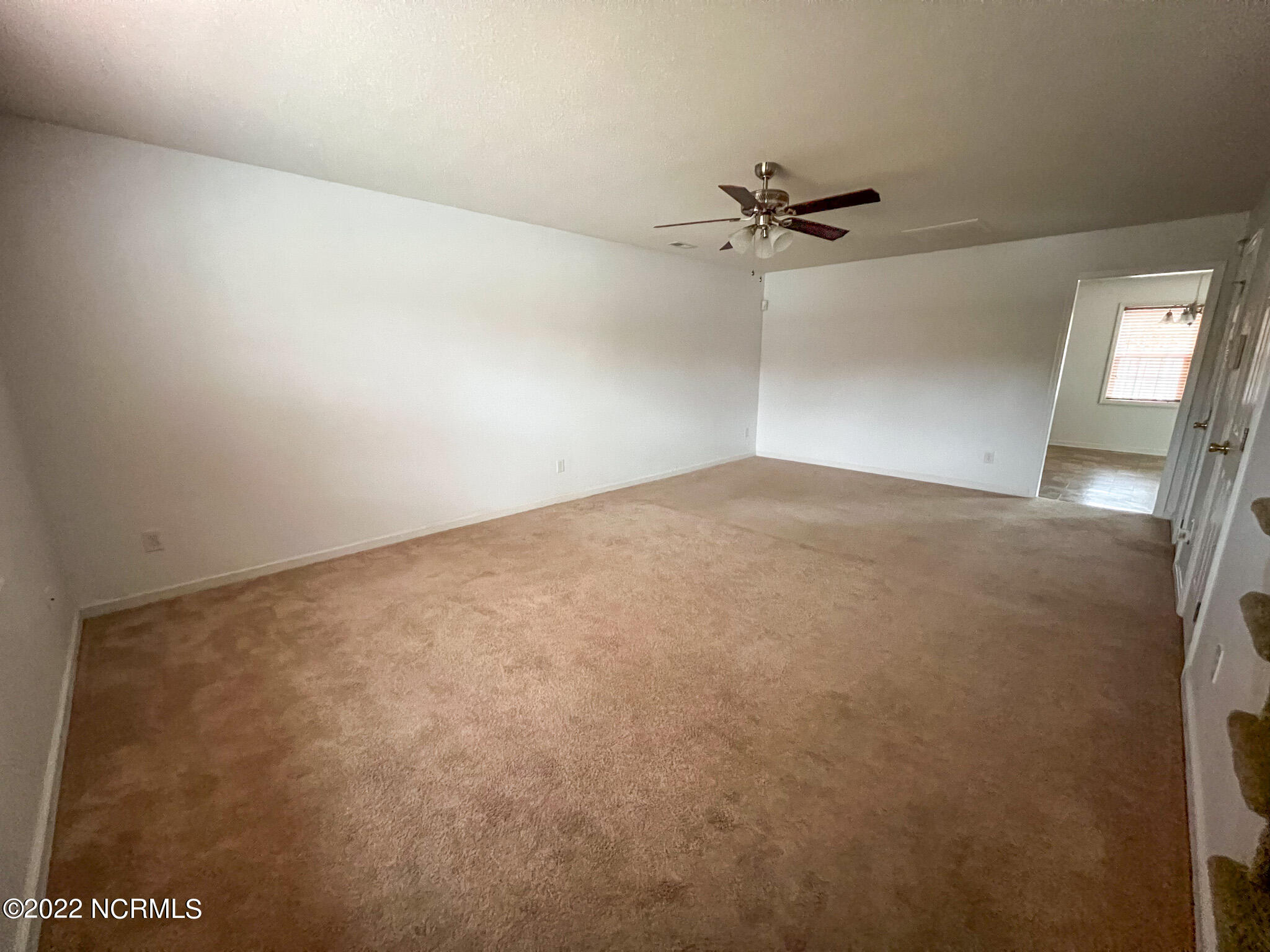 242 Smallwood Road Hubert, NC 28539 - Photo 6 of 12 IMG_2191