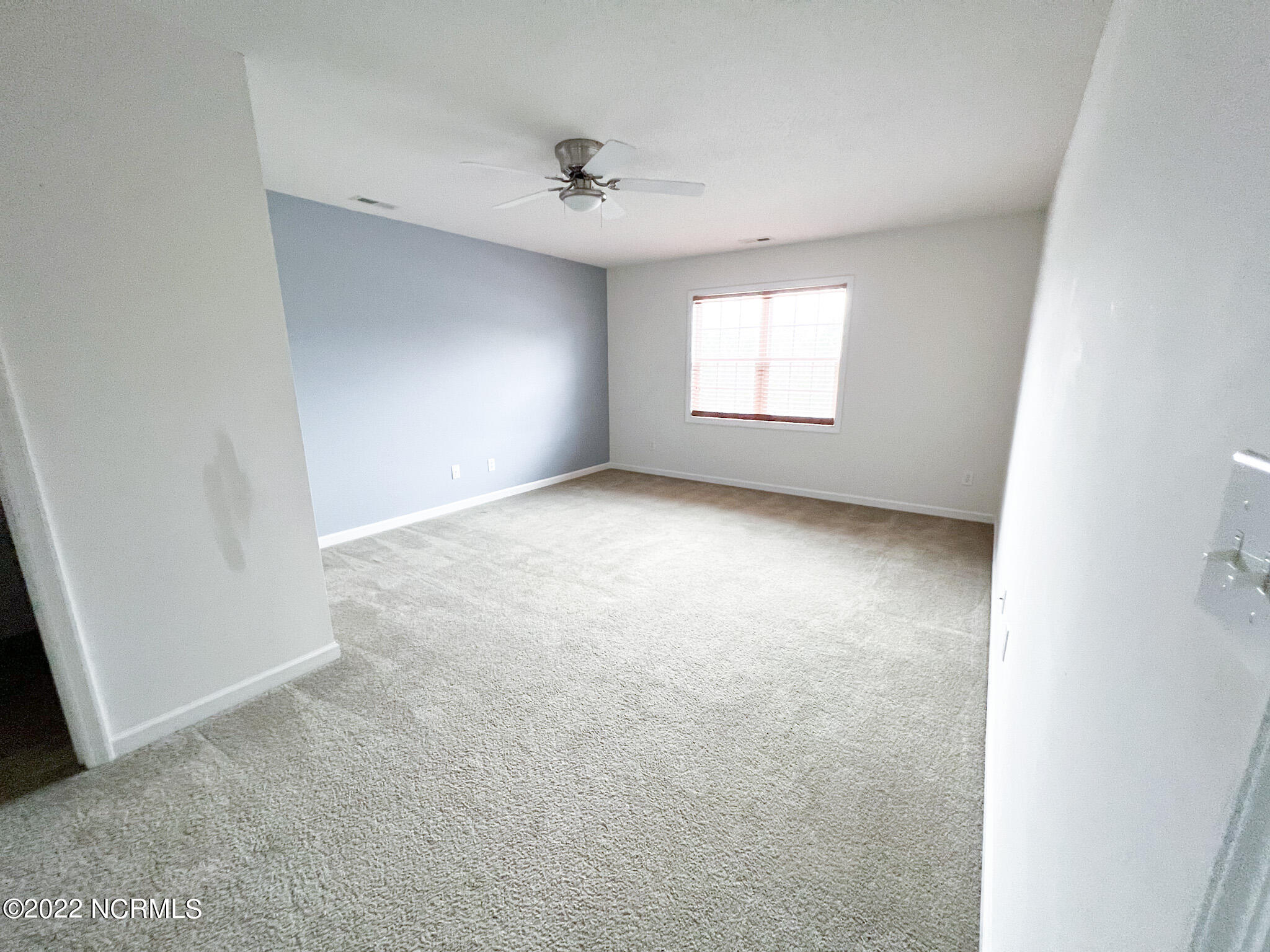 242 Smallwood Road Hubert, NC 28539 - Photo 8 of 12 IMG_2193