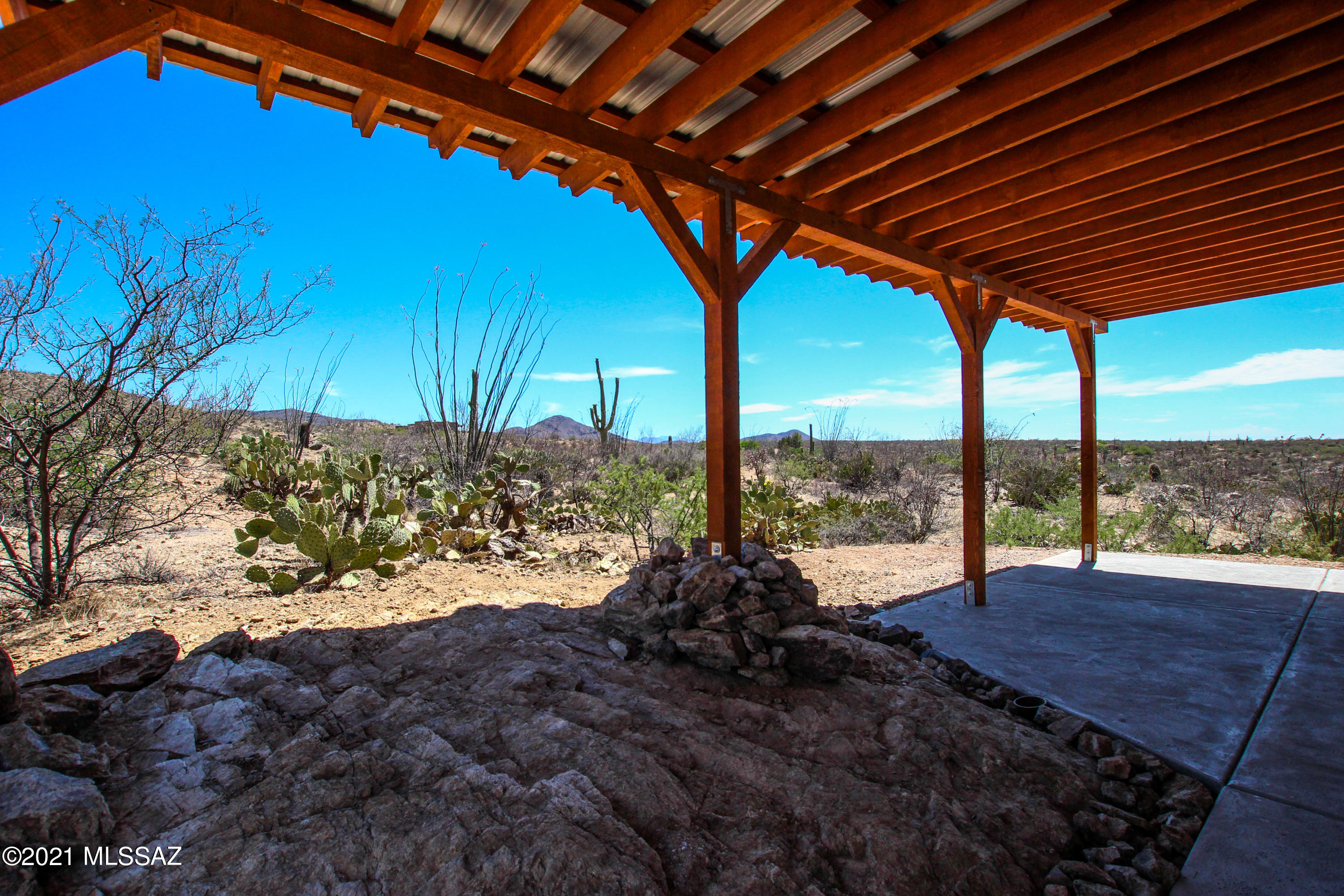 8131 South Pistol Hill Road Vail, AZ 85641 - Photo 1 of 50