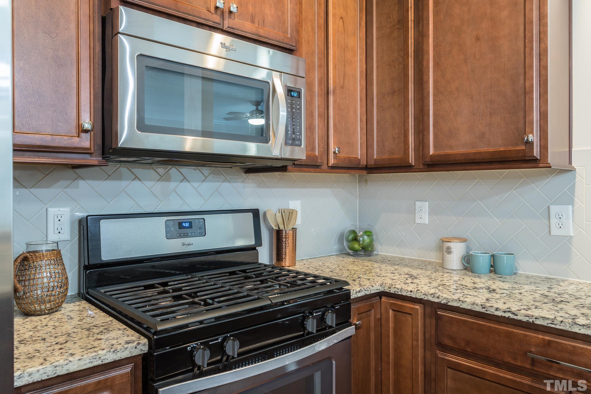 2821 Plumfield Place Raleigh, NC 27607 - Photo 7 of 21