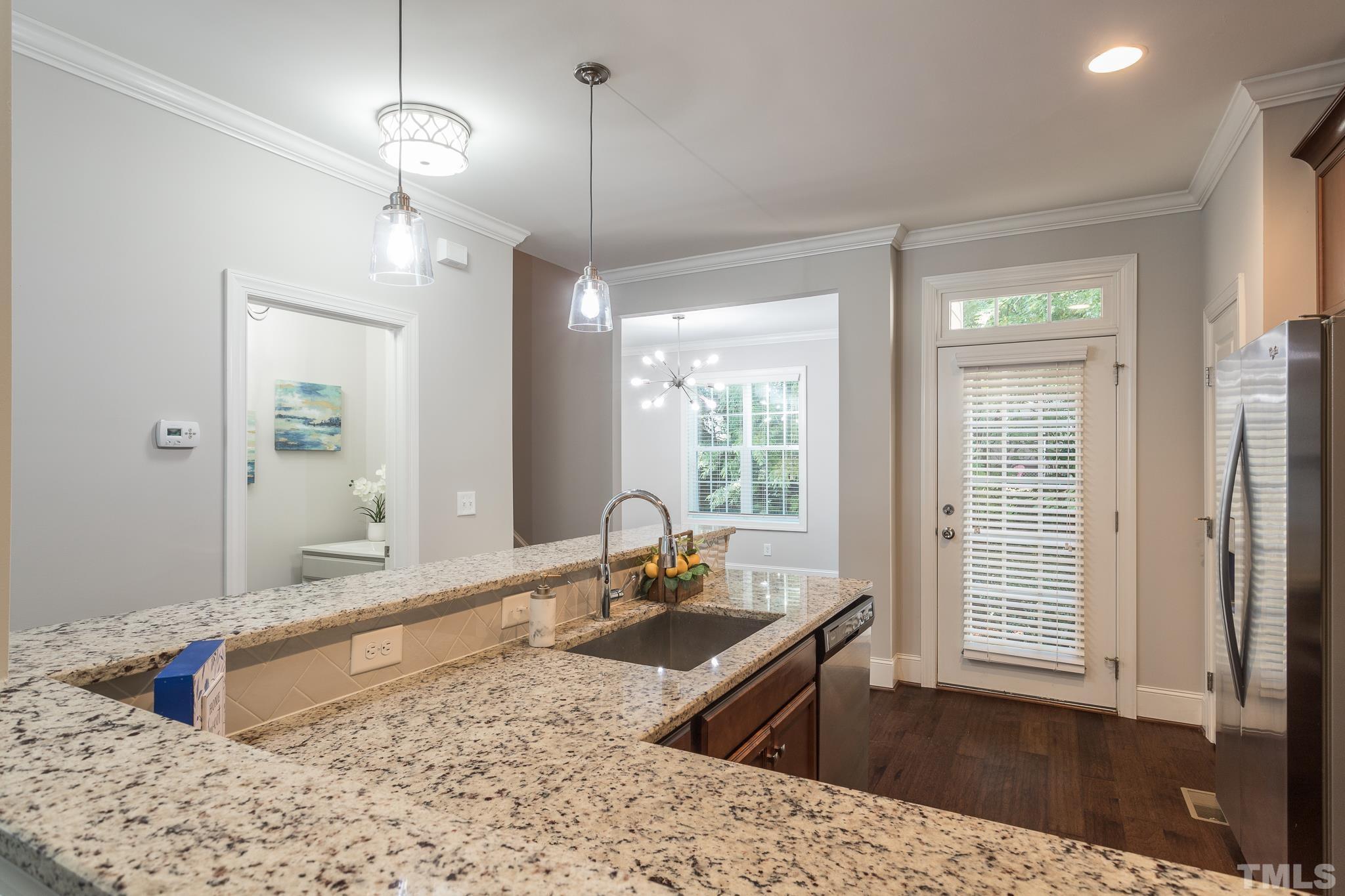 2821 Plumfield Place Raleigh, NC 27607 - Photo 8 of 21