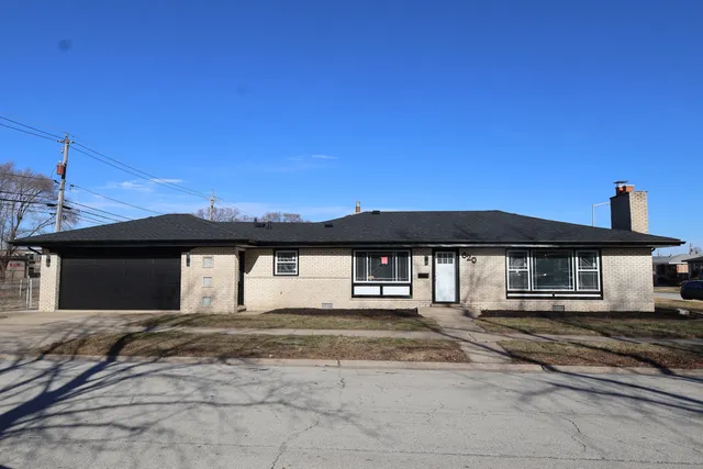 $218,000 | 620 Yates Avenue, Calumet City, IL 60409