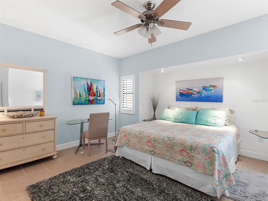 3860 Mariners Way, Unit 413 Cortez, FL 34215 - Photo 23 of 50