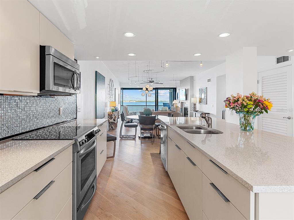 3860 Mariners Way, Unit 413 Cortez, FL 34215 - Photo 7 of 50