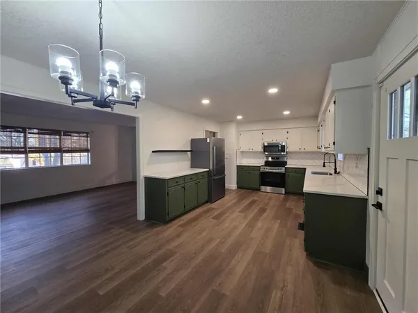 $259,900 | 1502 South Main Street, Clinton, MO 64735