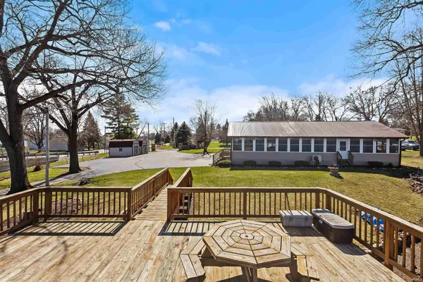 $379,900 | 3981 East Parses Road, Monticello, IN 47960
