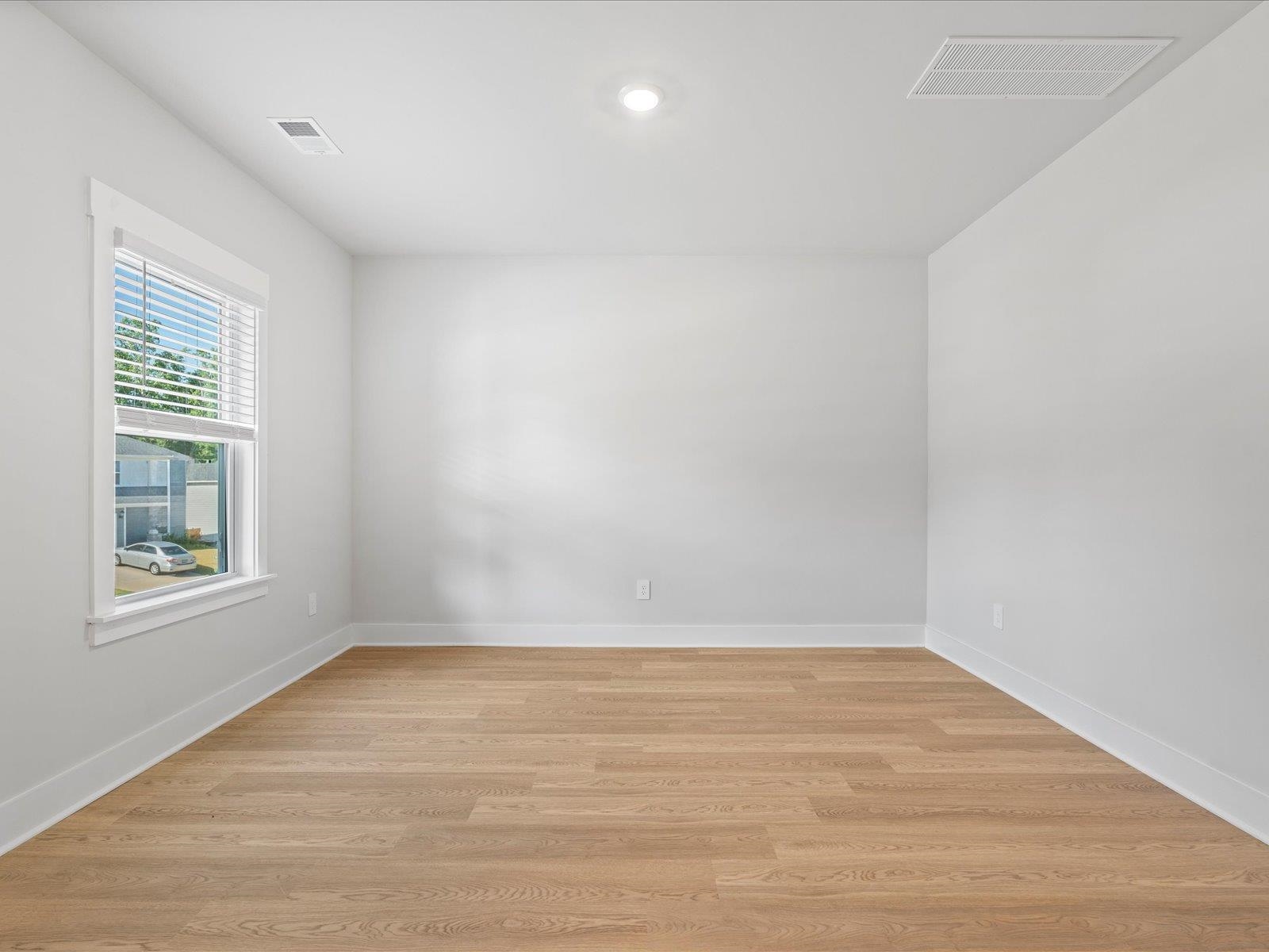 803 Burghley Circle Greer, SC 29651 - Photo 3 of 29