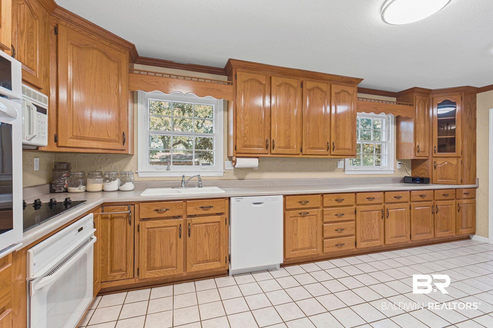6116 General Lee Avenue Mobile, AL 36619 - Photo 6 of 20