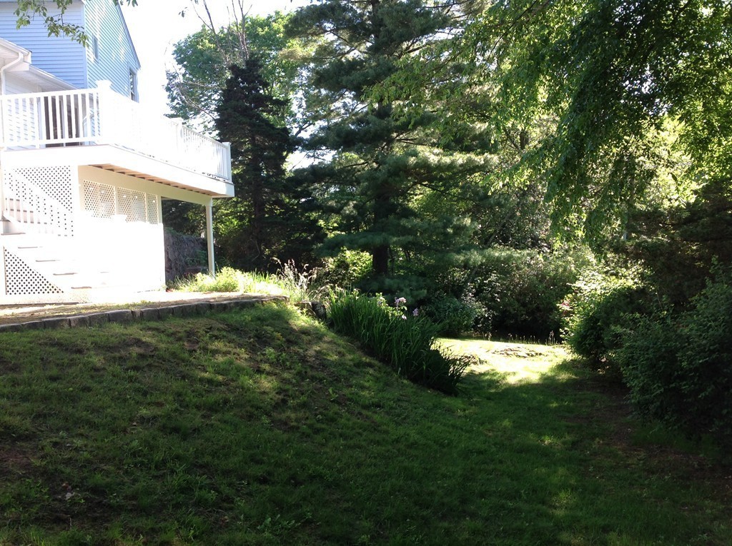 21 Ridge Road Marblehead, MA 01945 - Photo 5 of 19 Gallery Image 5