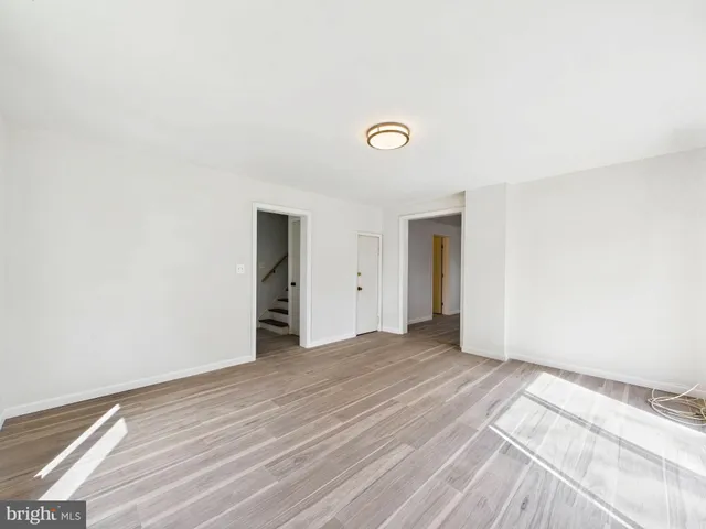 $239,999 | 206 Academy Street, Greensboro, MD 21639