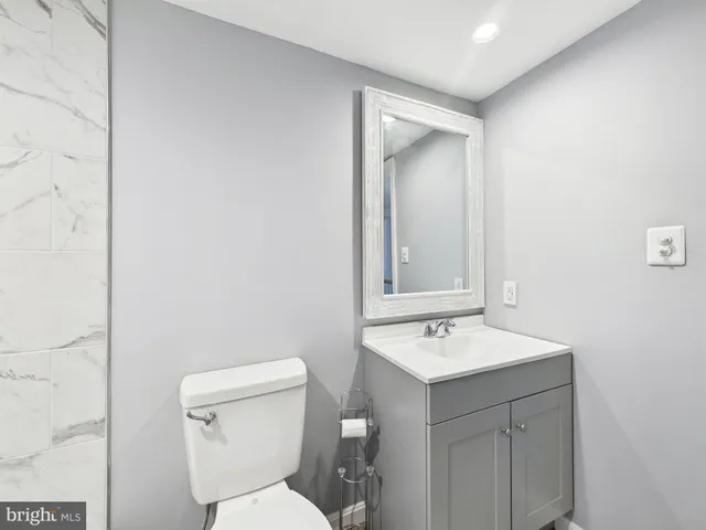 $239,999 | 206 Academy Street, Greensboro, MD 21639