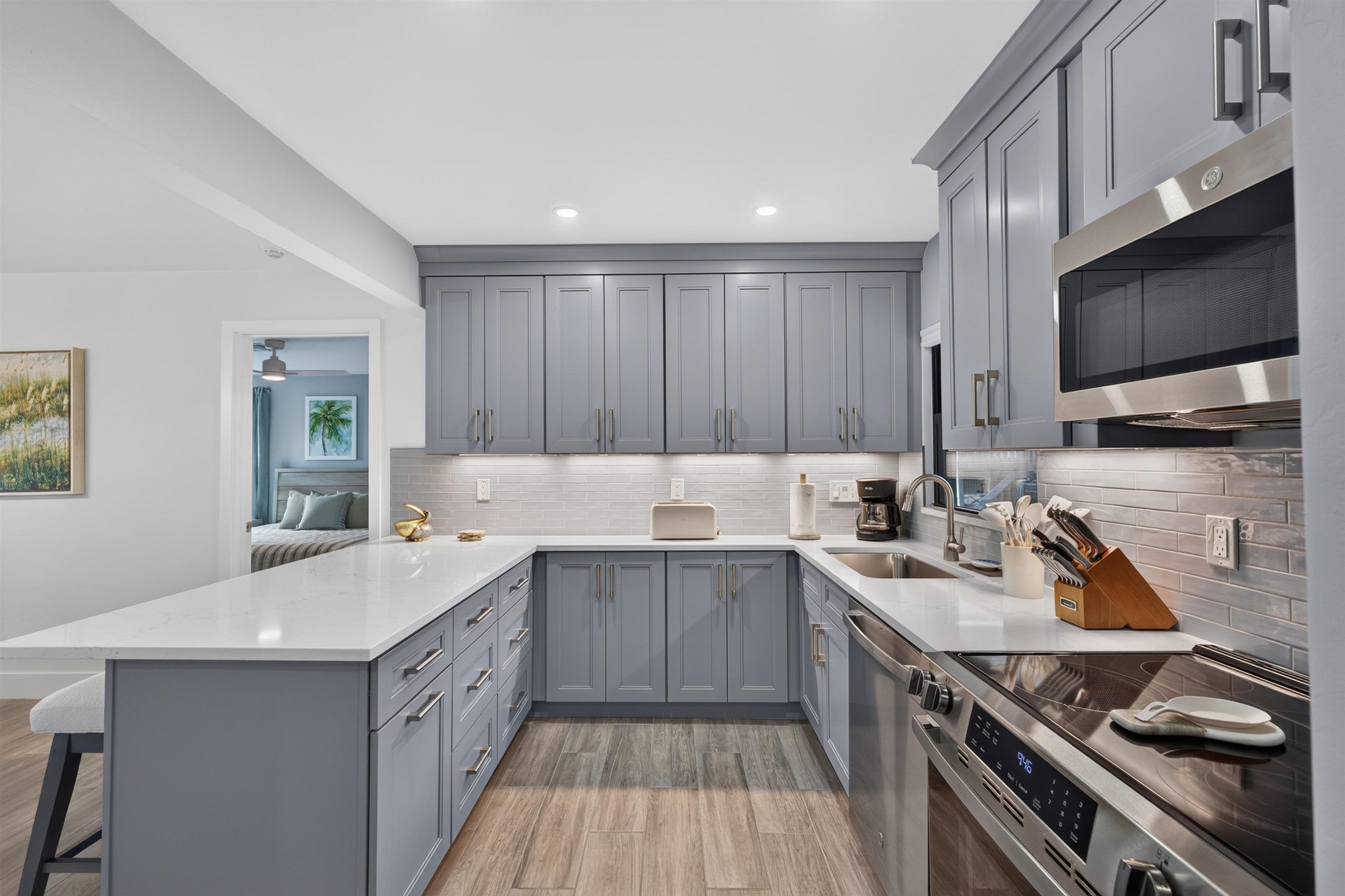 5117 Sea Bell Road, Unit F111 Sanibel, FL 33957 - Photo 8 of 29 Gallery Image 8