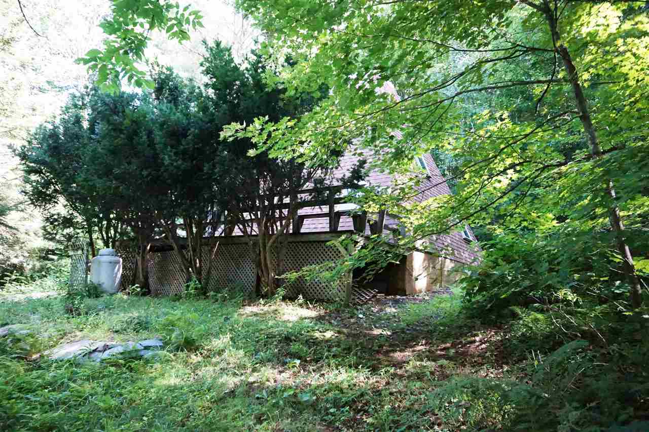 1715 Quechee West Hartford Road Hartford, VT 05001 - Photo 3 of 18 Gallery Image 3