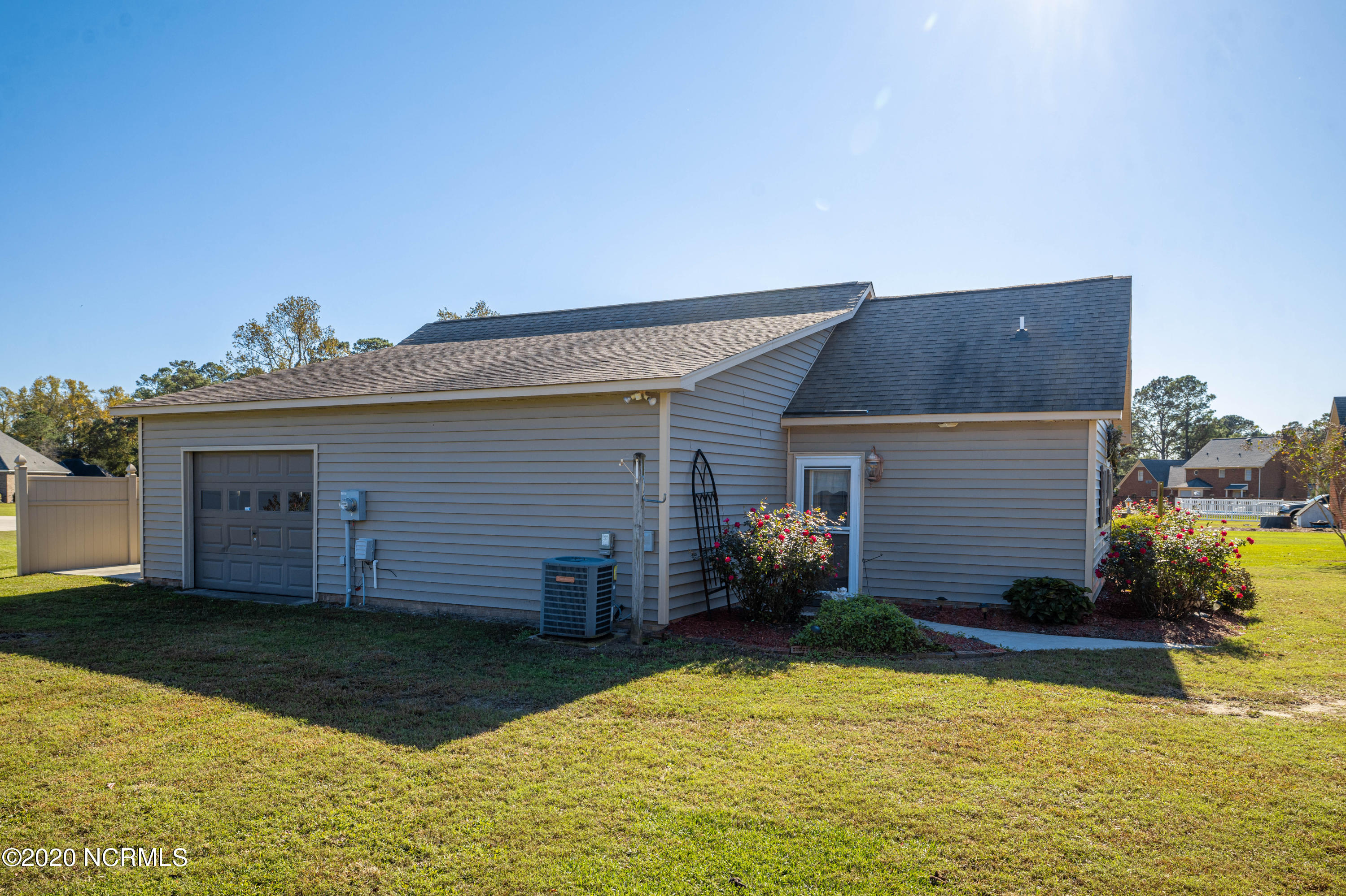 2912 Fox Run Circle Kinston, NC 28504 - Photo 8 of 63 2912 Fox Run Cir-8