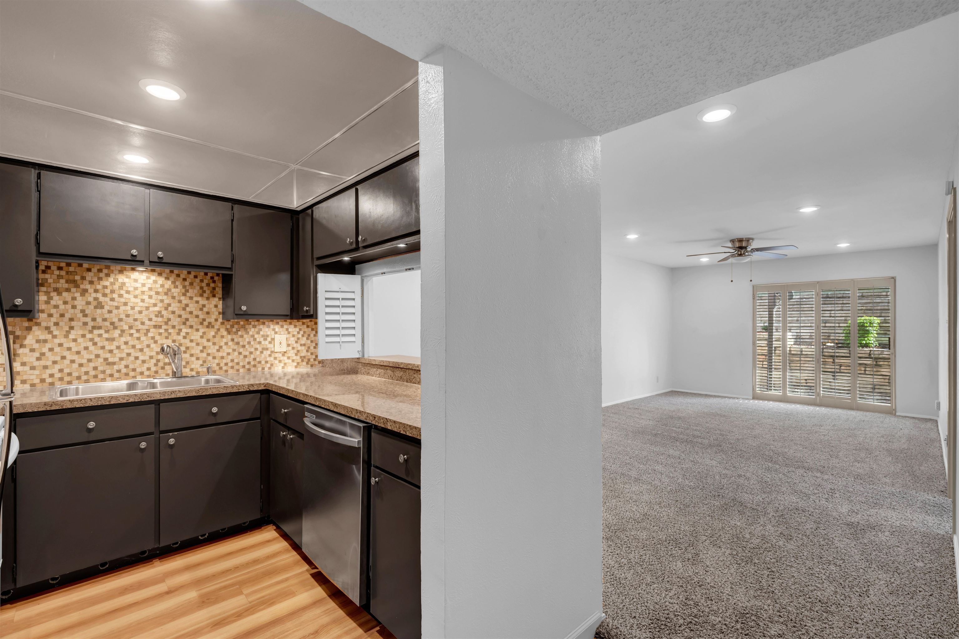 1206 Hi Stirrup Horseshoe Bay, TX 78657 - Photo 10 of 25 a kitchen with stainless steel appliances granite countertop a sink stove and refrigerator