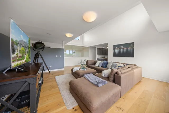 $2,499,999 | 2760 North Territorial Road West, Ann Arbor, MI 48105