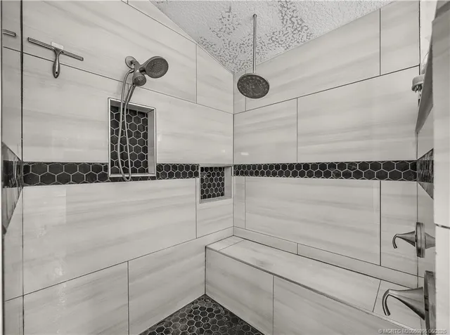 $1,080,000 | 11013 Southwest Redwing Drive, Stuart, FL 34997