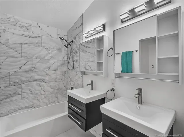 $1,080,000 | 11013 Southwest Redwing Drive, Stuart, FL 34997