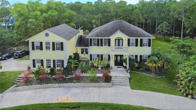 $1,080,000 | 11013 Southwest Redwing Drive, Stuart, FL 34997