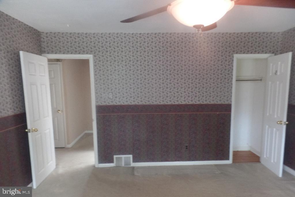 11738 Denman Road Philadelphia, PA 19154 - Photo 5 of 12 Gallery Image 5