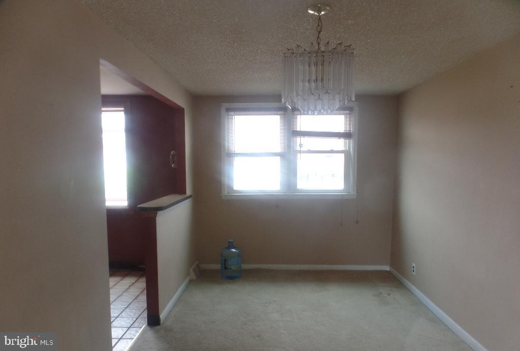 11738 Denman Road Philadelphia, PA 19154 - Photo 7 of 12 Gallery Image 7