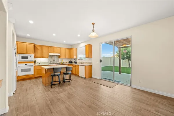 $799,900 | 33926 Channel Street, Temecula, CA 92592