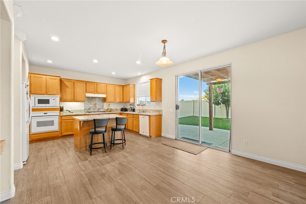 33926 Channel Street Temecula, CA 92592 - Photo 16 of 73