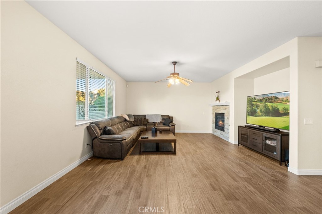 33926 Channel Street Temecula, CA 92592 - Photo 19 of 73