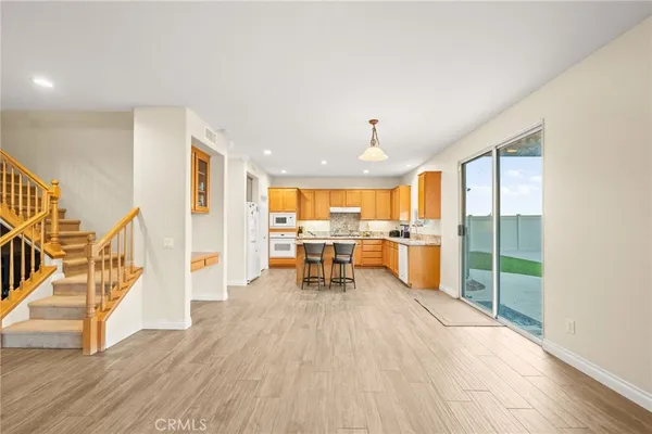 $799,900 | 33926 Channel Street, Temecula, CA 92592