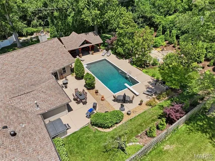 $1,399,900 | 17 Stacy Drive, St. Louis, MO 63132