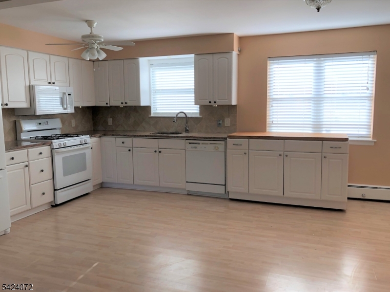 1165 Valley Road, Unit 1165 Wayne, NJ 07470 - Photo 5 of 18