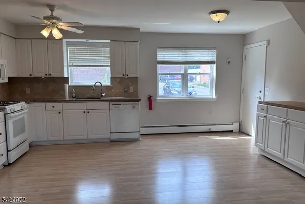 $2,500 | 1165 Valley Road, Unit 1165, Wayne, NJ 07470