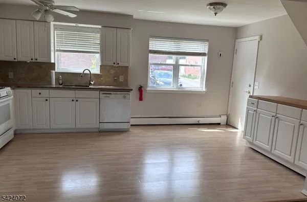 $2,500 | 1165 Valley Road, Unit 1165, Wayne, NJ 07470