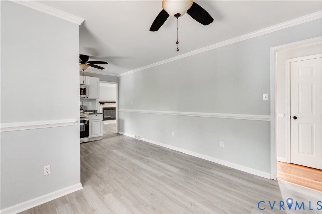 5221 Ecoff Avenue Chester, VA 23831 - Photo 11 of 40