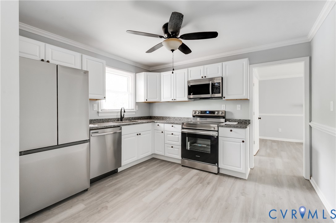 5221 Ecoff Avenue Chester, VA 23831 - Photo 12 of 40