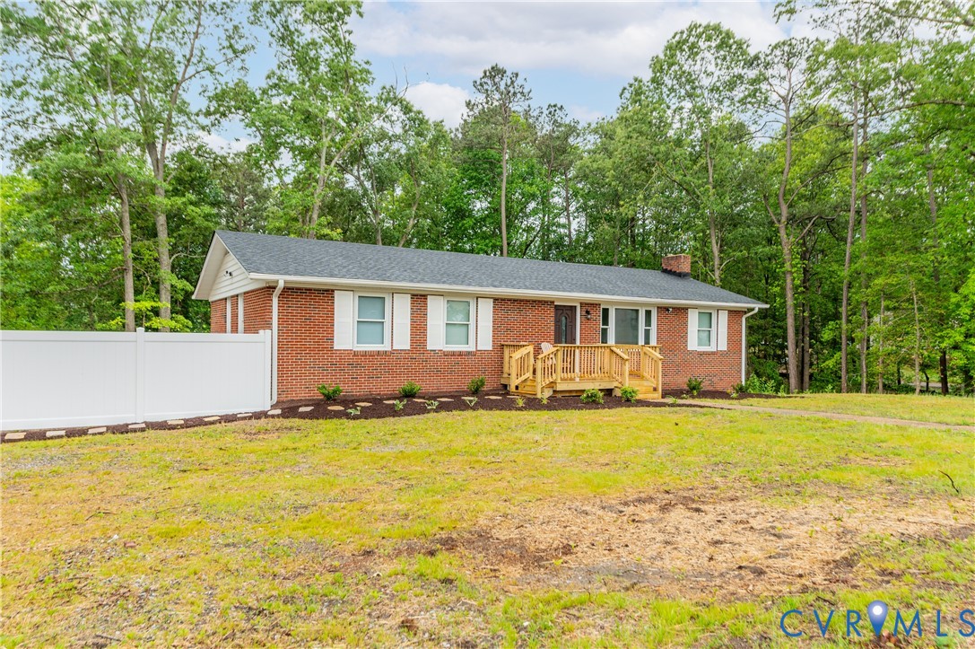5221 Ecoff Avenue Chester, VA 23831 - Photo 2 of 40
